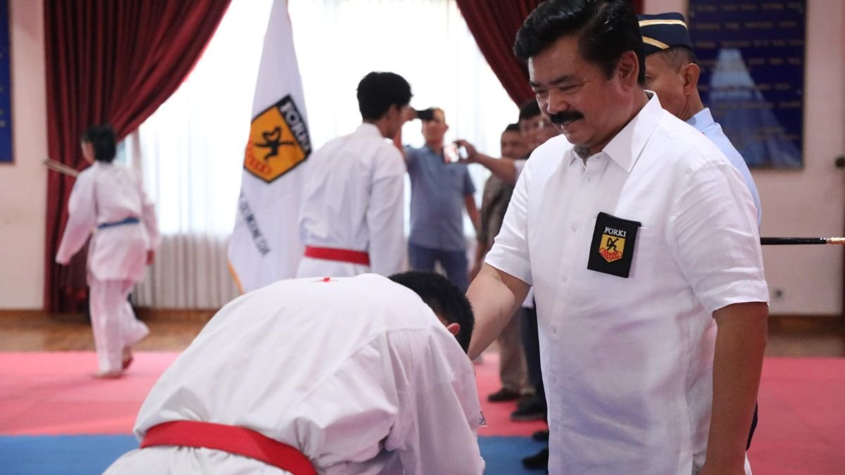 Dengan Doa dan Semangat Juang, Timnas Karate Indonesia Dilepas ke SEAKF 2025